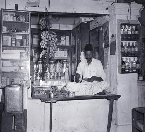Singapore STories - Indian shopkeeper